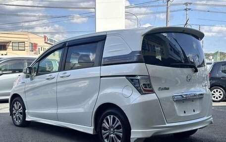 Honda Freed I, 2016 год, 785 000 рублей, 8 фотография