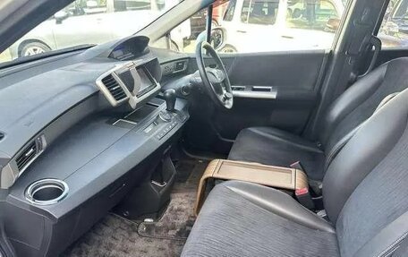Honda Freed I, 2016 год, 785 000 рублей, 17 фотография