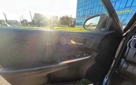 Toyota Camry, 2015 год, 1 950 000 рублей, 11 фотография