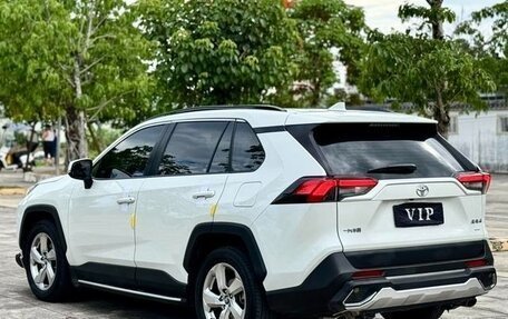 Toyota RAV4, 2021 год, 2 420 443 рублей, 4 фотография
