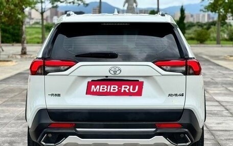 Toyota RAV4, 2021 год, 2 420 443 рублей, 5 фотография