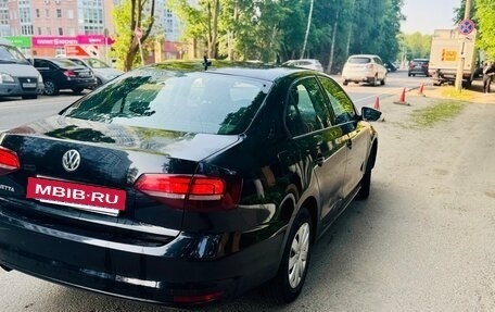 Volkswagen Jetta VI, 2016 год, 990 000 рублей, 2 фотография