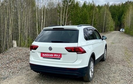 Volkswagen Tiguan II, 2018 год, 2 050 000 рублей, 4 фотография