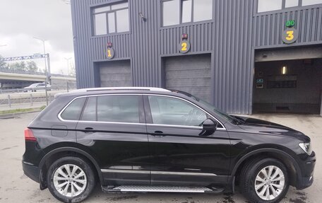 Volkswagen Tiguan II, 2017 год, 2 700 000 рублей, 4 фотография