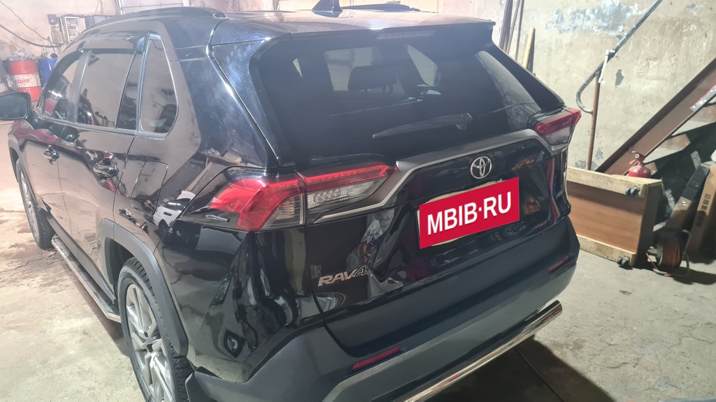 Toyota RAV4 XA50, 2021 год, 3 600 000 рублей, 10 фотография