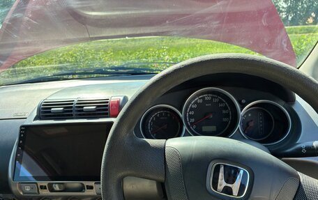 Honda Fit III, 2003 год, 380 000 рублей, 9 фотография