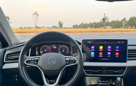 Volkswagen Tiguan II, 2022 год, 2 790 090 рублей, 10 фотография