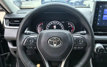 Toyota RAV4, 2021 год, 1 950 000 рублей, 8 фотография