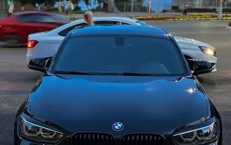 BMW 1 серия, 2019 год, 2 375 000 рублей, 3 фотография