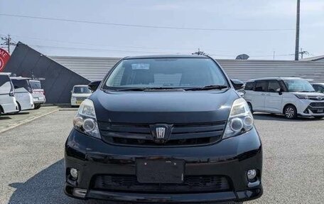 Toyota ISis I, 2016 год, 989 000 рублей, 2 фотография