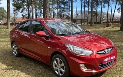 Hyundai Solaris II рестайлинг, 2011 год, 666 999 рублей, 1 фотография