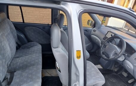 Toyota Raum I, 1999 год, 370 000 рублей, 8 фотография