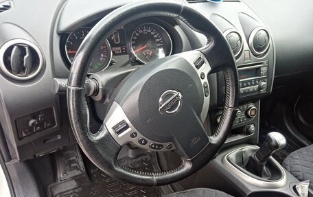 Nissan Qashqai, 2011 год, 960 000 рублей, 10 фотография