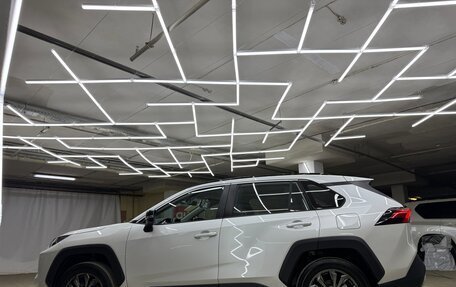 Toyota RAV4, 2024 год, 3 700 000 рублей, 12 фотография
