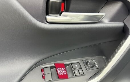 Toyota RAV4, 2024 год, 3 700 000 рублей, 20 фотография