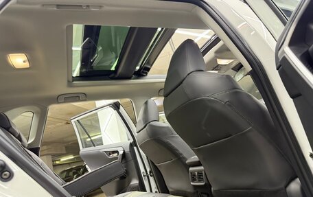 Toyota RAV4, 2024 год, 3 700 000 рублей, 29 фотография