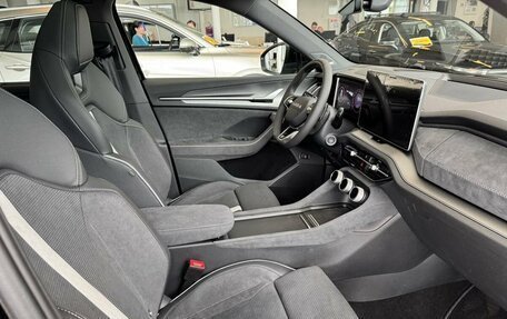 Skoda Kodiaq, 2025 год, 5 850 000 рублей, 16 фотография