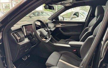 Skoda Kodiaq, 2025 год, 5 850 000 рублей, 13 фотография