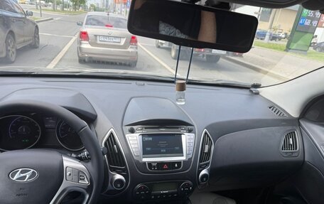 Hyundai ix35 I рестайлинг, 2010 год, 1 050 000 рублей, 4 фотография