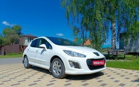 Peugeot 308 II, 2012 год, 985 000 рублей, 2 фотография