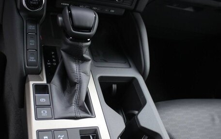 Toyota Land Cruiser Prado, 2024 год, 10 900 000 рублей, 8 фотография