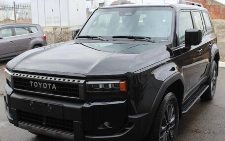 Toyota Land Cruiser Prado, 2024 год, 10 900 000 рублей, 3 фотография