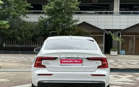 Volvo S60 III, 2023 год, 2 600 000 рублей, 5 фотография
