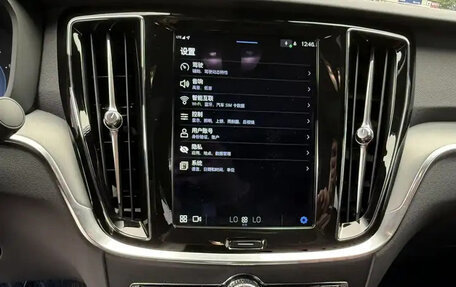 Volvo S60 III, 2023 год, 2 600 000 рублей, 12 фотография