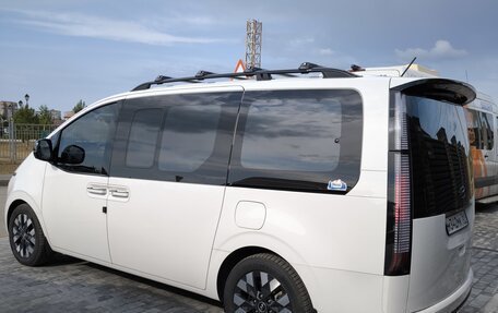 Hyundai Staria, 2021 год, 5 100 000 рублей, 3 фотография