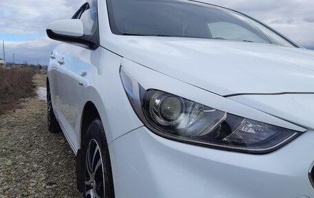 Hyundai Solaris II рестайлинг, 2020 год, 1 570 000 рублей, 2 фотография