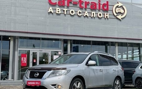 Nissan Pathfinder, 2015 год, 1 890 000 рублей, 1 фотография