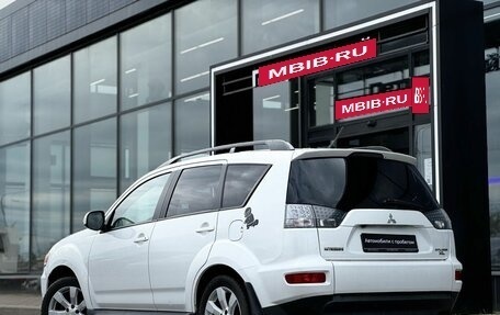 Mitsubishi Outlander III рестайлинг 3, 2010 год, 947 000 рублей, 3 фотография