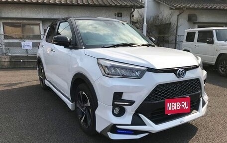 Toyota Raize I, 2022 год, 1 195 000 рублей, 7 фотография