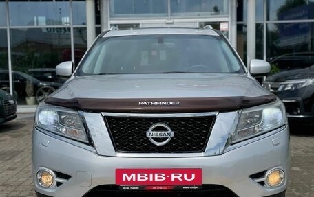 Nissan Pathfinder, 2015 год, 1 890 000 рублей, 3 фотография