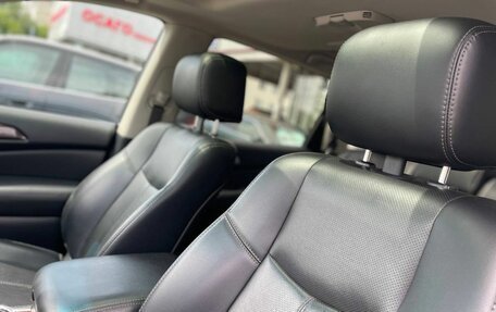 Nissan Pathfinder, 2015 год, 1 890 000 рублей, 14 фотография
