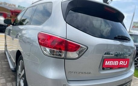 Nissan Pathfinder, 2015 год, 1 890 000 рублей, 9 фотография