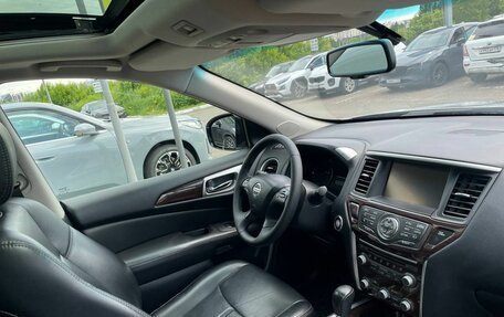 Nissan Pathfinder, 2015 год, 1 890 000 рублей, 24 фотография
