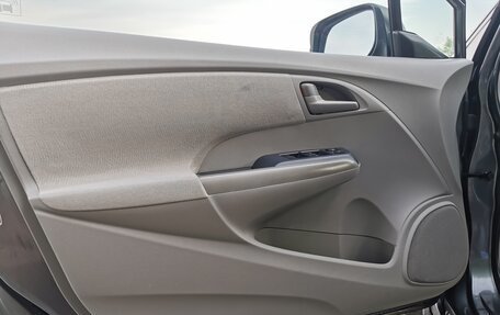 Honda Insight II рестайлинг, 2010 год, 1 190 000 рублей, 11 фотография