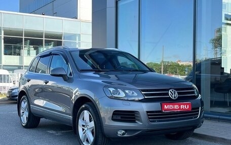 Volkswagen Touareg III, 2012 год, 1 899 000 рублей, 3 фотография