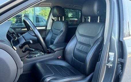 Volkswagen Touareg III, 2012 год, 1 899 000 рублей, 10 фотография