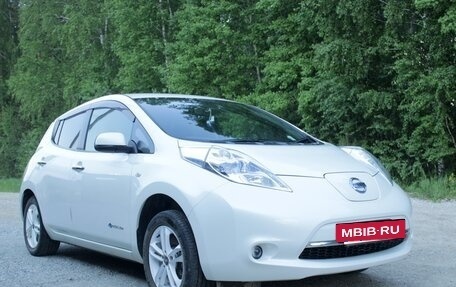 Nissan Leaf I, 2014 год, 800 000 рублей, 4 фотография