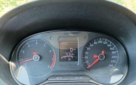 Volkswagen Polo VI (EU Market), 2018 год, 1 175 000 рублей, 24 фотография