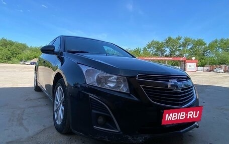 Chevrolet Cruze II, 2013 год, 835 000 рублей, 2 фотография