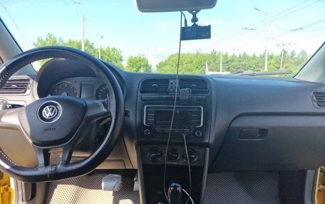 Volkswagen Polo VI (EU Market), 2019 год, 575 000 рублей, 6 фотография