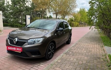 Renault Logan II, 2018 год, 750 000 рублей, 4 фотография
