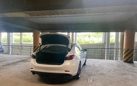 Mazda 6, 2015 год, 2 000 000 рублей, 13 фотография