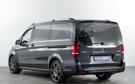 Mercedes-Benz V-Класс, 2019 год, 6 890 000 рублей, 2 фотография