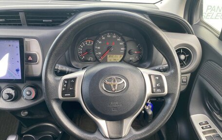 Toyota Vitz, 2016 год, 860 000 рублей, 16 фотография