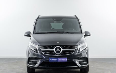 Mercedes-Benz V-Класс, 2019 год, 6 890 000 рублей, 3 фотография
