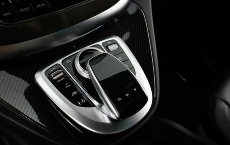Mercedes-Benz V-Класс, 2019 год, 6 890 000 рублей, 18 фотография